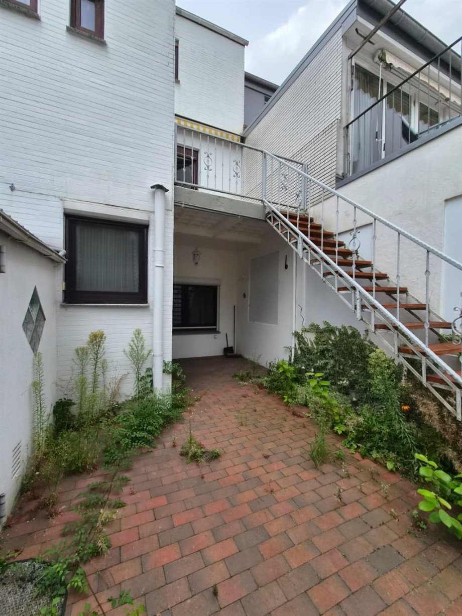 Innenhof mit zus�tzlicher Au�enfl�che Ansicht 2 Haus Bremen