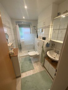 Duschbad Helle 3-Zimmer-Wohnung mit sonniger Loggia in gr�ner Wohnlage im Bremer S�den