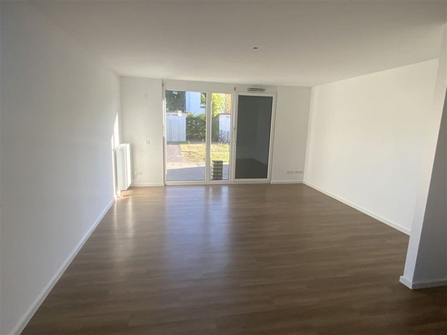 Wohnzimmer Blick zur Terrassent�r Haus Bremen
