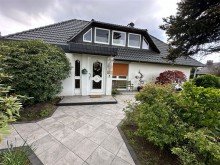 Aussenansicht 7 Intelligent aufgeteiltes, freistehendes EFH mit Terrasse, gro�em Garten und  PV-Anlage in ruhiger Lage Stuhr-Moordeich, ideal f�r eine Familie