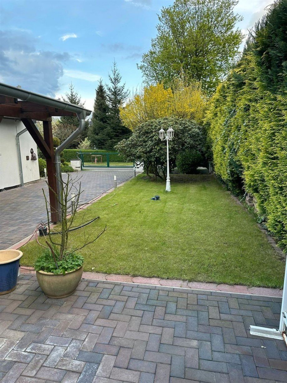 Aussenansicht von Hinten Einfamilienhaus Stuhr