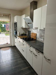 Kueche Ansicht 1 Intelligent aufgeteiltes, freistehendes EFH mit Terrasse, gro�em Garten und  PV-Anlage in ruhiger Lage Stuhr-Moordeich, ideal f�r eine Familie