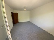 Wohnraum Ansicht 3 Kapitalanleger aufgepasst ! 
1 Zimmer, Bad Kreuznach, mit Balkon und TG-Stellplatz, frisch renoviert, sofort vermietbar