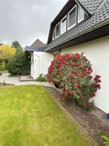 Aussenansicht 8 Intelligent aufgeteiltes, freistehendes EFH mit Terrasse, gro�em Garten und  PV-Anlage in ruhiger Lage Stuhr-Moordeich, ideal f�r eine Familie