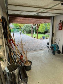 Blick aus der Garage zum Carport Intelligent aufgeteiltes, freistehendes EFH mit Terrasse, gro�em Garten und  PV-Anlage in ruhiger Lage Stuhr-Moordeich, ideal f�r eine Familie