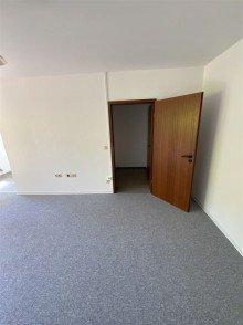 Wohnraum Ansicht 2 Kapitalanleger aufgepasst ! 
1 Zimmer, Bad Kreuznach, mit Balkon und TG-Stellplatz, frisch renoviert, sofort vermietbar