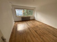 Bild (db46689a559c56f49aa31618cbbc7890): Ger�umige, helle 3 Zimmer mit Balkon in ruhiger Seitenstra�e in Gr�pelingen